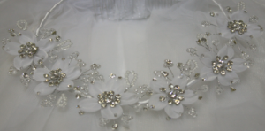 GIRLS COMMUNION FLOWER VEILS (006241F)